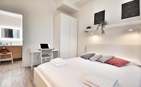 Ihost Apartment - Adriatico 6